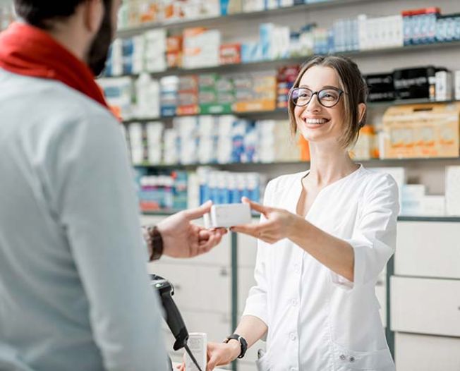 Il Groupe Mutuel lancia un nuovo modello di assicurazione in collaborazione con le farmacie Amavita, Sun Store e Coop Vitality